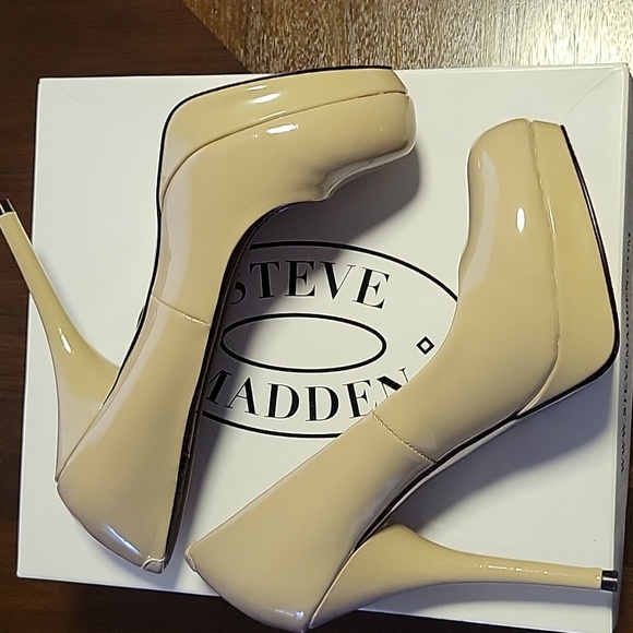 Steve Madden Analyse Heels - Picture 4 of 4
